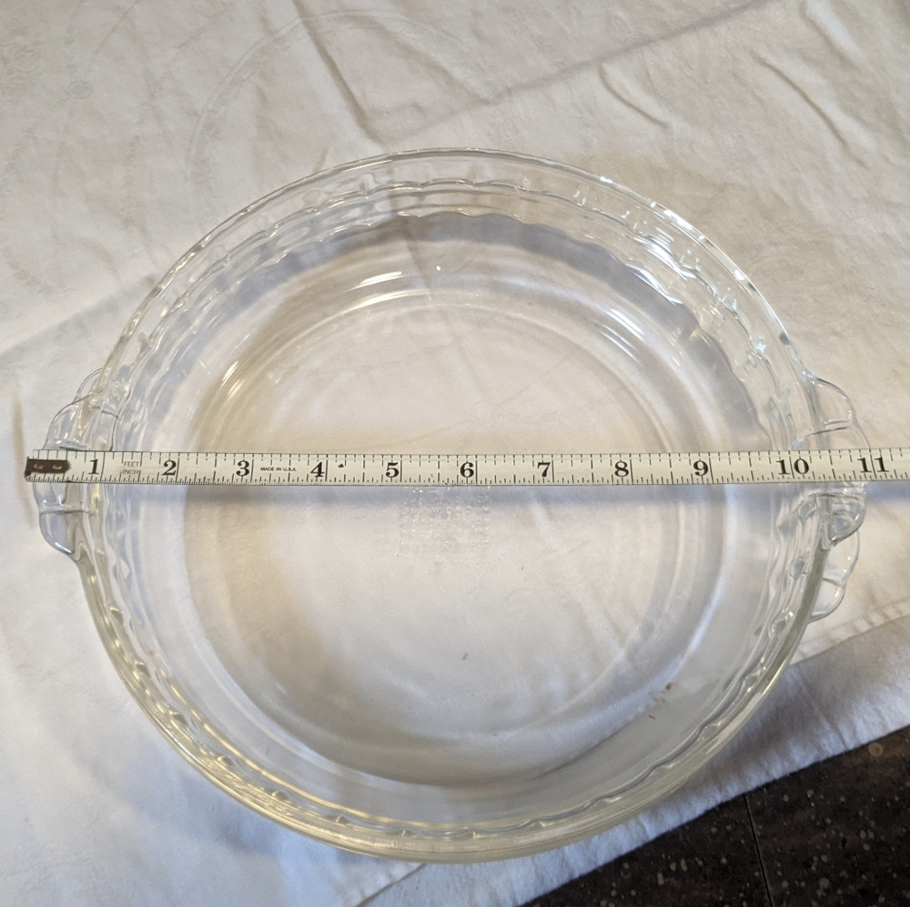 Pyrex Pie Plate Pans - Picture 4 of 4